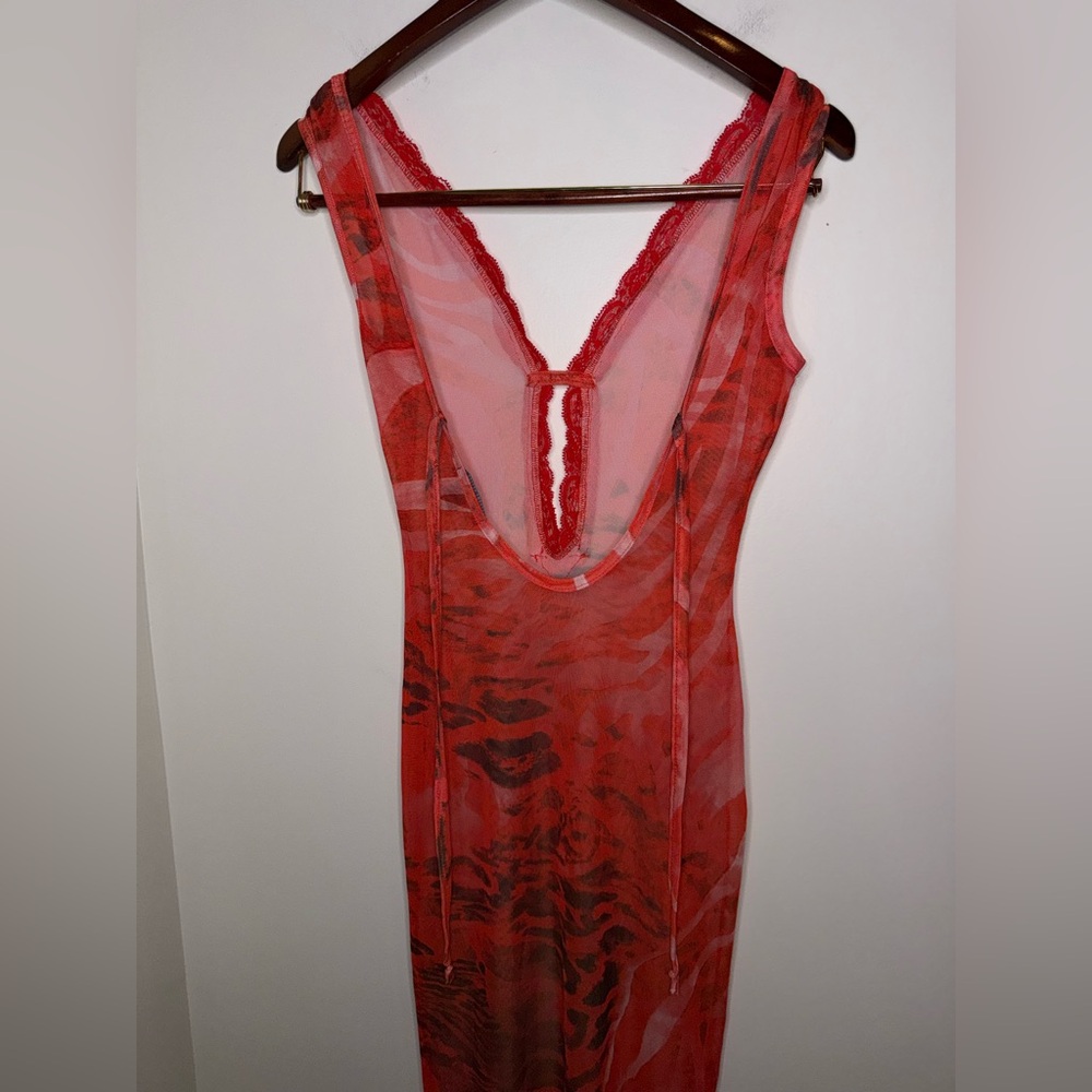 PrettyLittleThing Red Sheer Mesh Maxi Dress Cover Up - Picture 7 of 8
